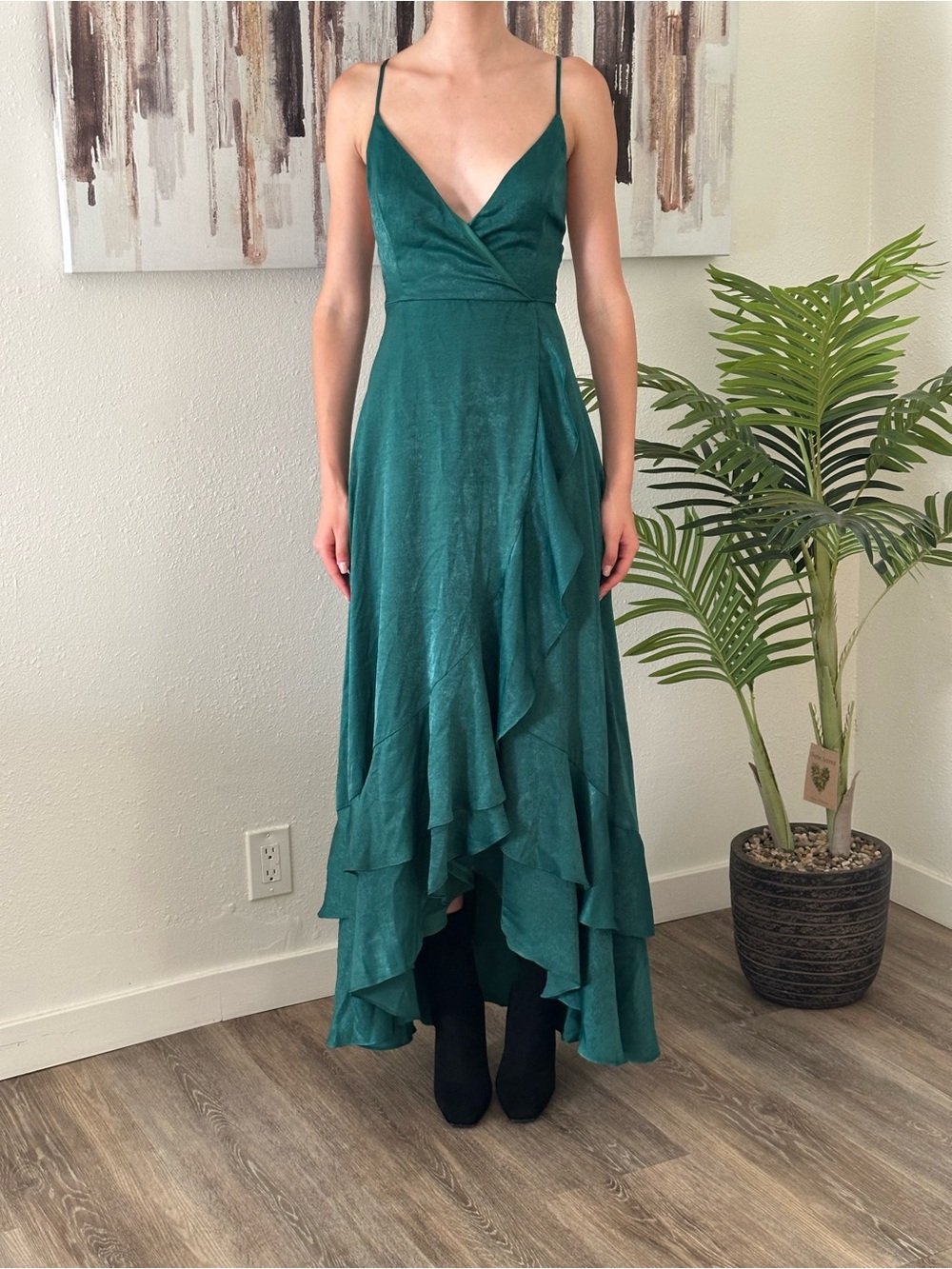 Prom Dress Emerald Green V-Neck Ruffled Slip Dress Size S